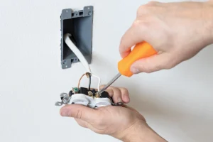 what color is neutral wire